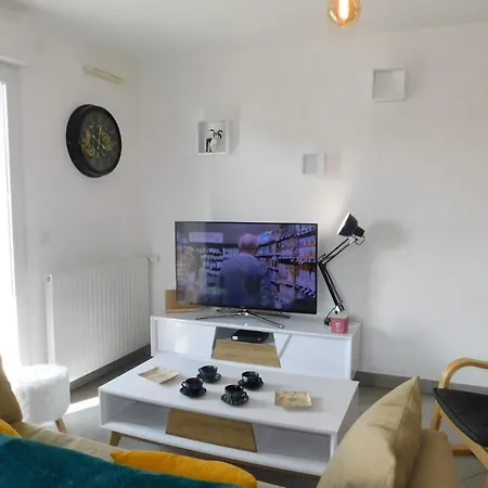 Charming T3 Pablo Air-conditioned With Parking Appartement